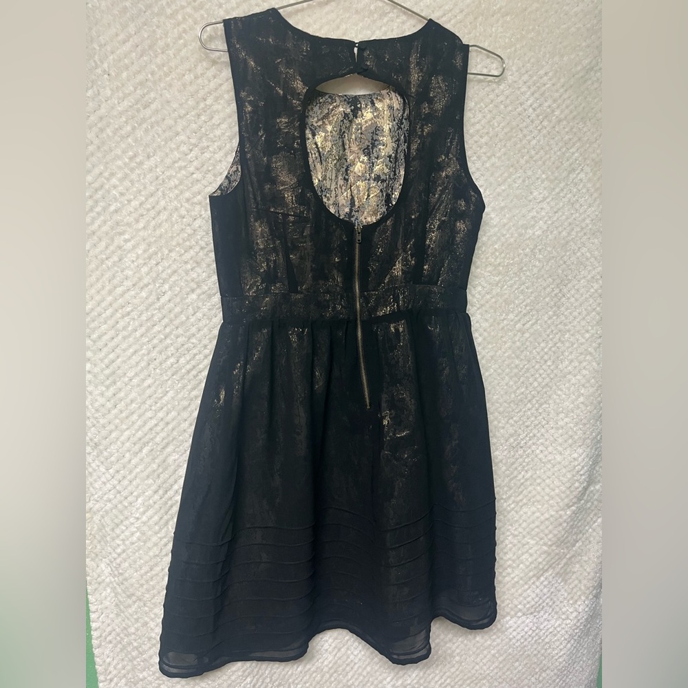 Forever 21 Metallic Black and Gold Dress Sleeveless Fit and Flare Formal Medium - Picture 11 of 12